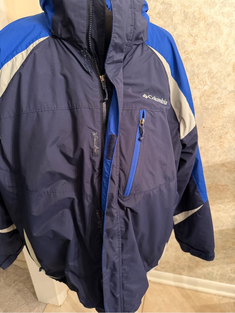 Columbia Men's Navy & Royal Blue Waterproof Jacket